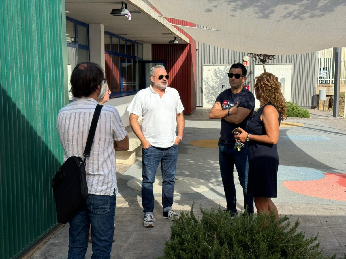 Visita de Sagredo y Mora al CEIP Sanchis Guarner de Paterna