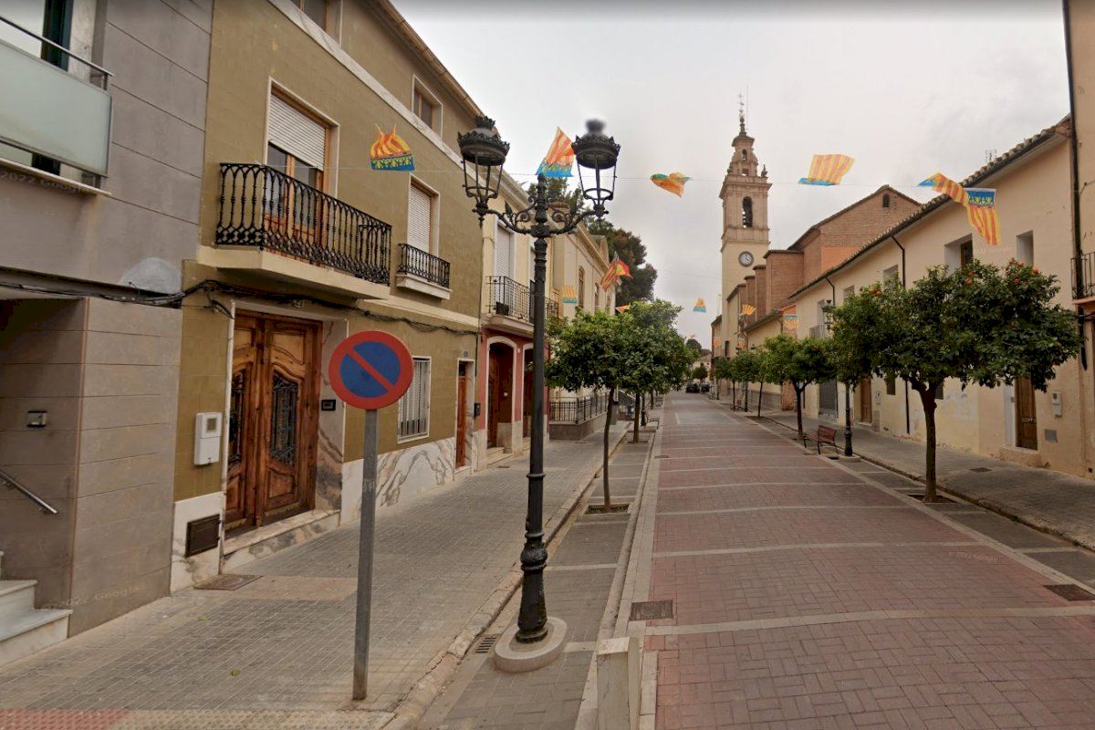 calle mayor de Moncada