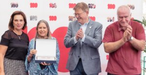 Carmen Martínez, Mercedes García y Ximo Puig. PSPV Quart de POblet