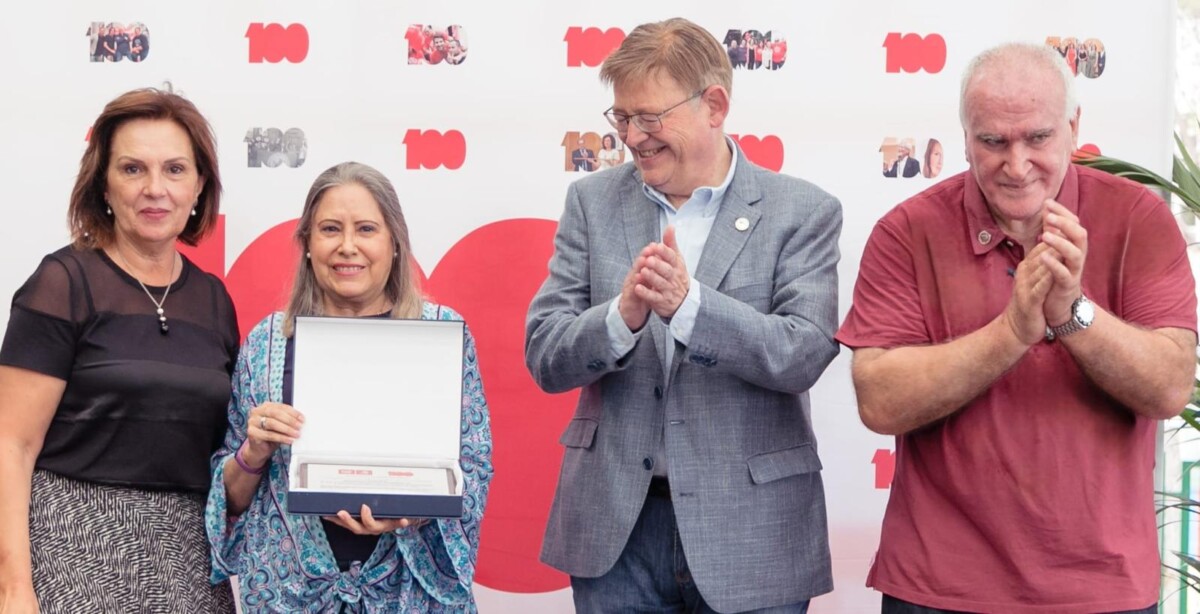 Carmen Martínez, Mercedes García y Ximo Puig. PSPV Quart de POblet