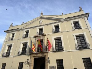 fachada-del-ayuntamiento-de-paterna
