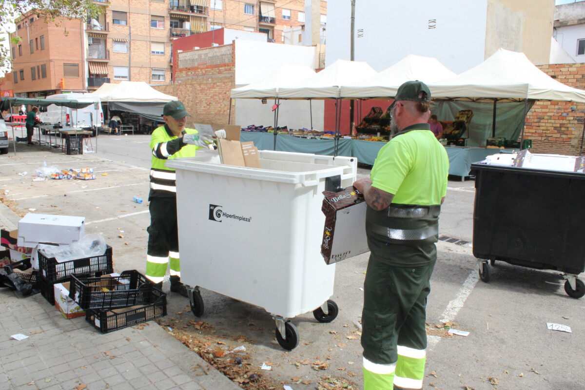 reciclaje almassera mercado ambulante