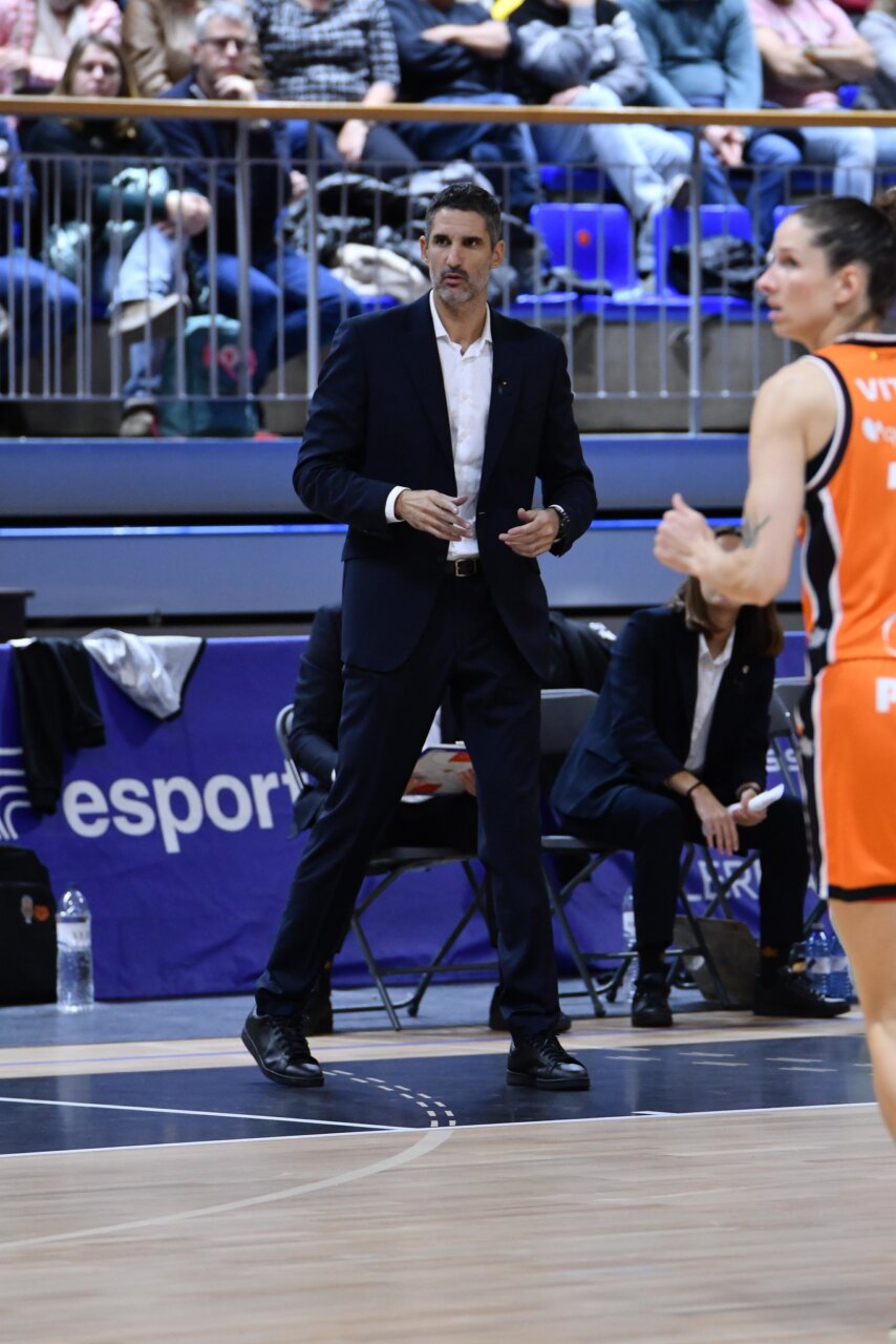 Rubén Burgos valora el partido y la importancia de visibilizar a Valencia tras la tragedia