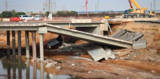 Puente dañado por inundaciones en la zona de DANA