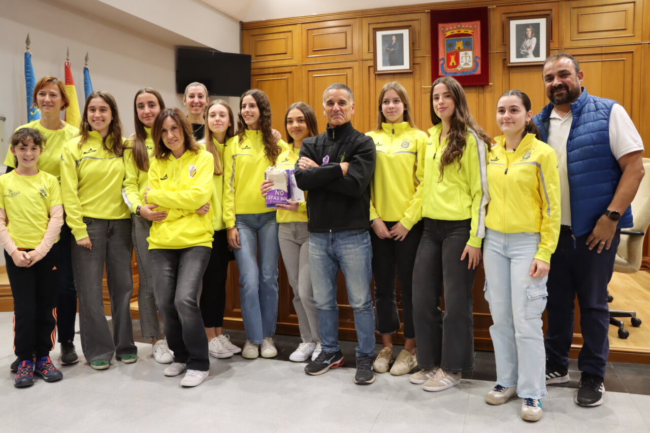 premios Mujer y Deportes del ayuntamiento de Burjassot para el Club de atletismo Els Sitges