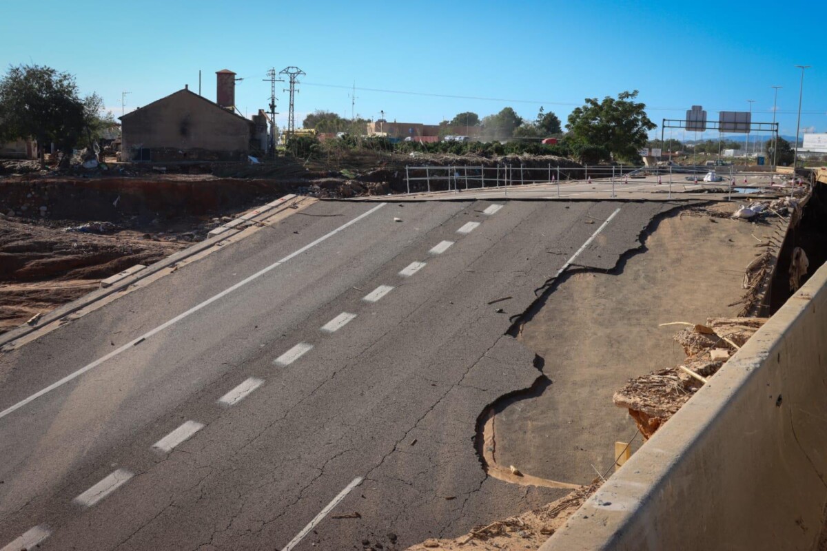 Carretera Torrent afectada DANA