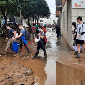 voluntarios DANA Paiporta