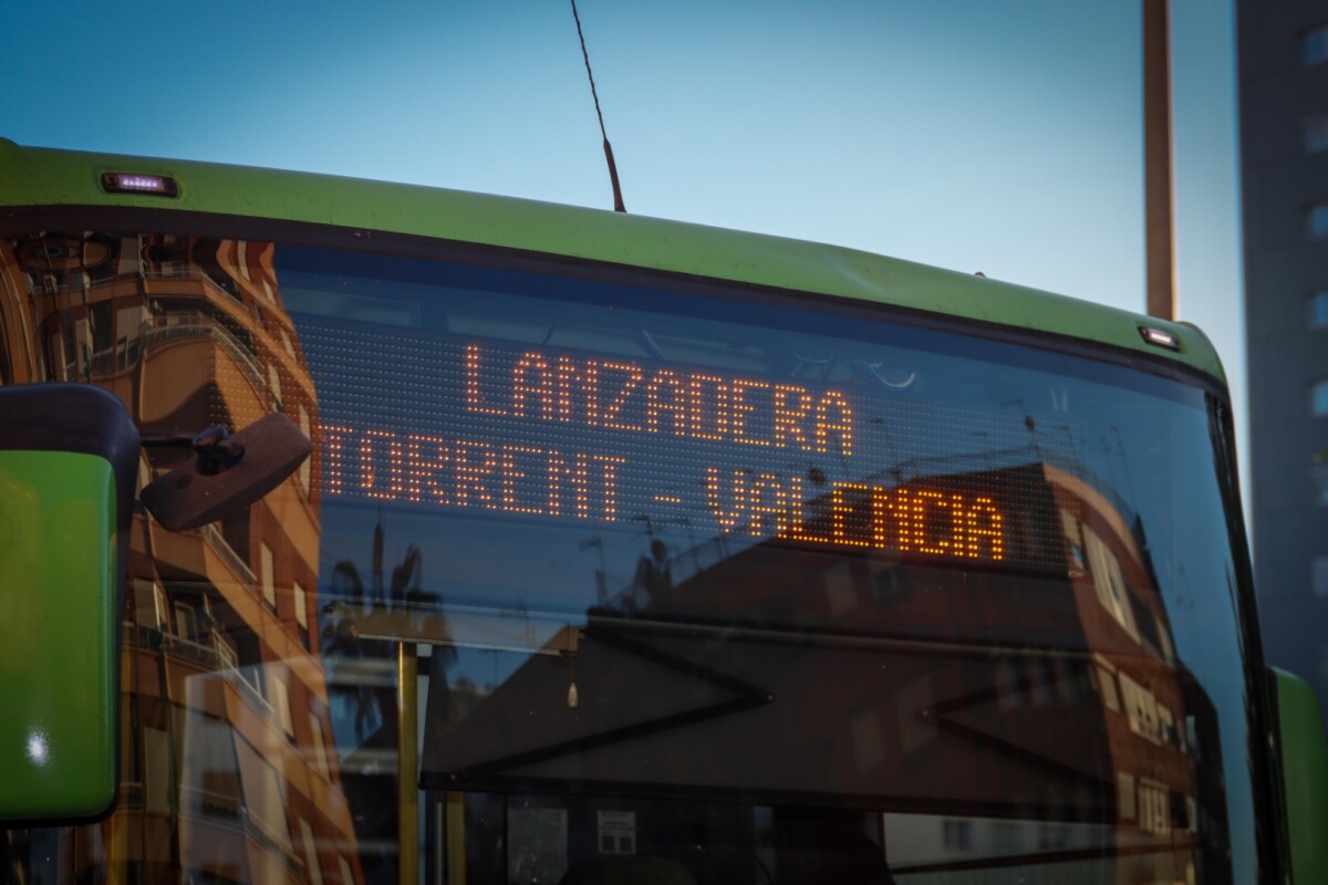 25 autobuses de Madrid conectan Torrent con el centro de Valencia desde este lunes