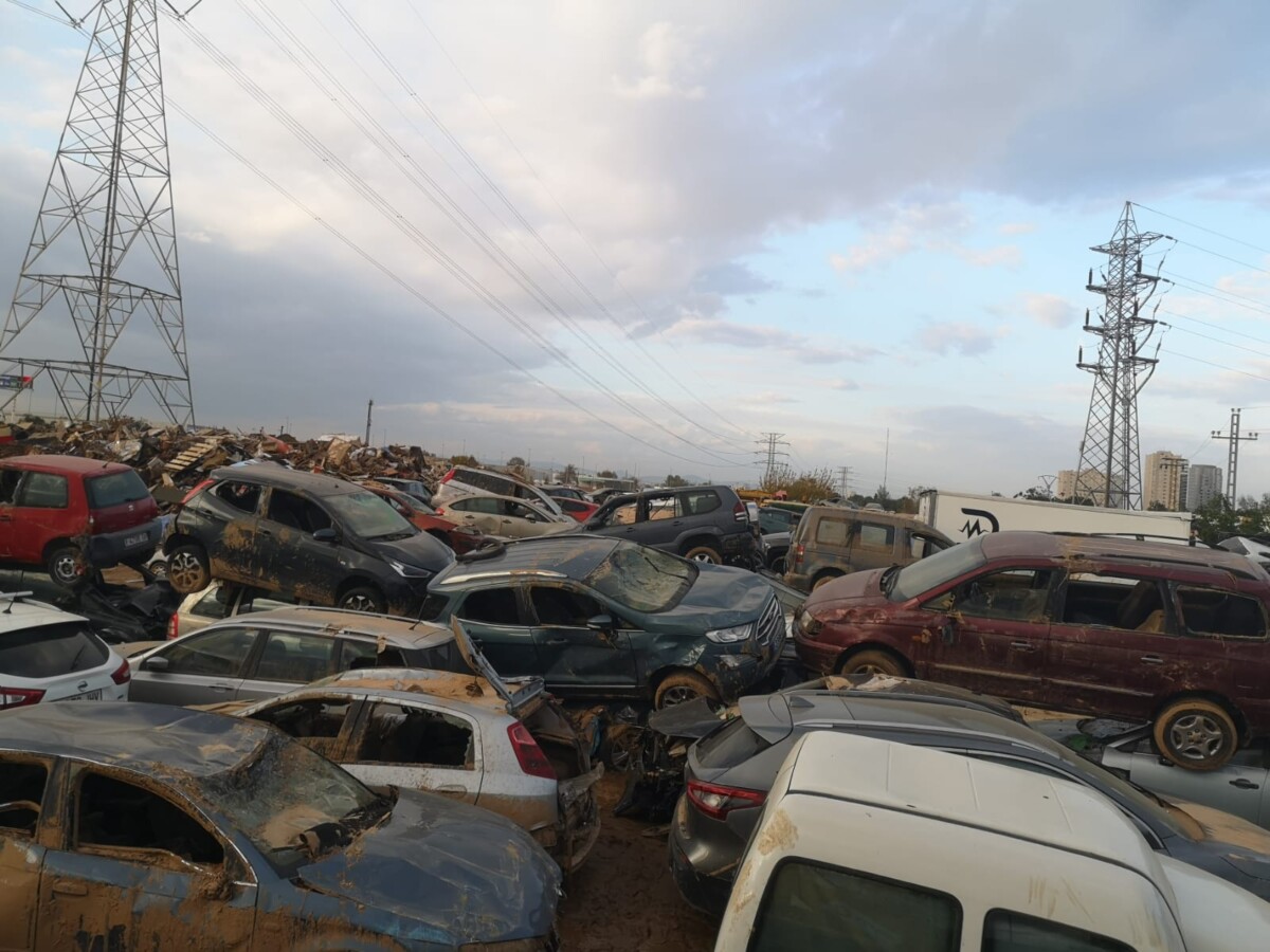 vehículos retirados DANA Benetússer