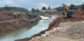 Obra de construcción del viaducto provisional en Torrent