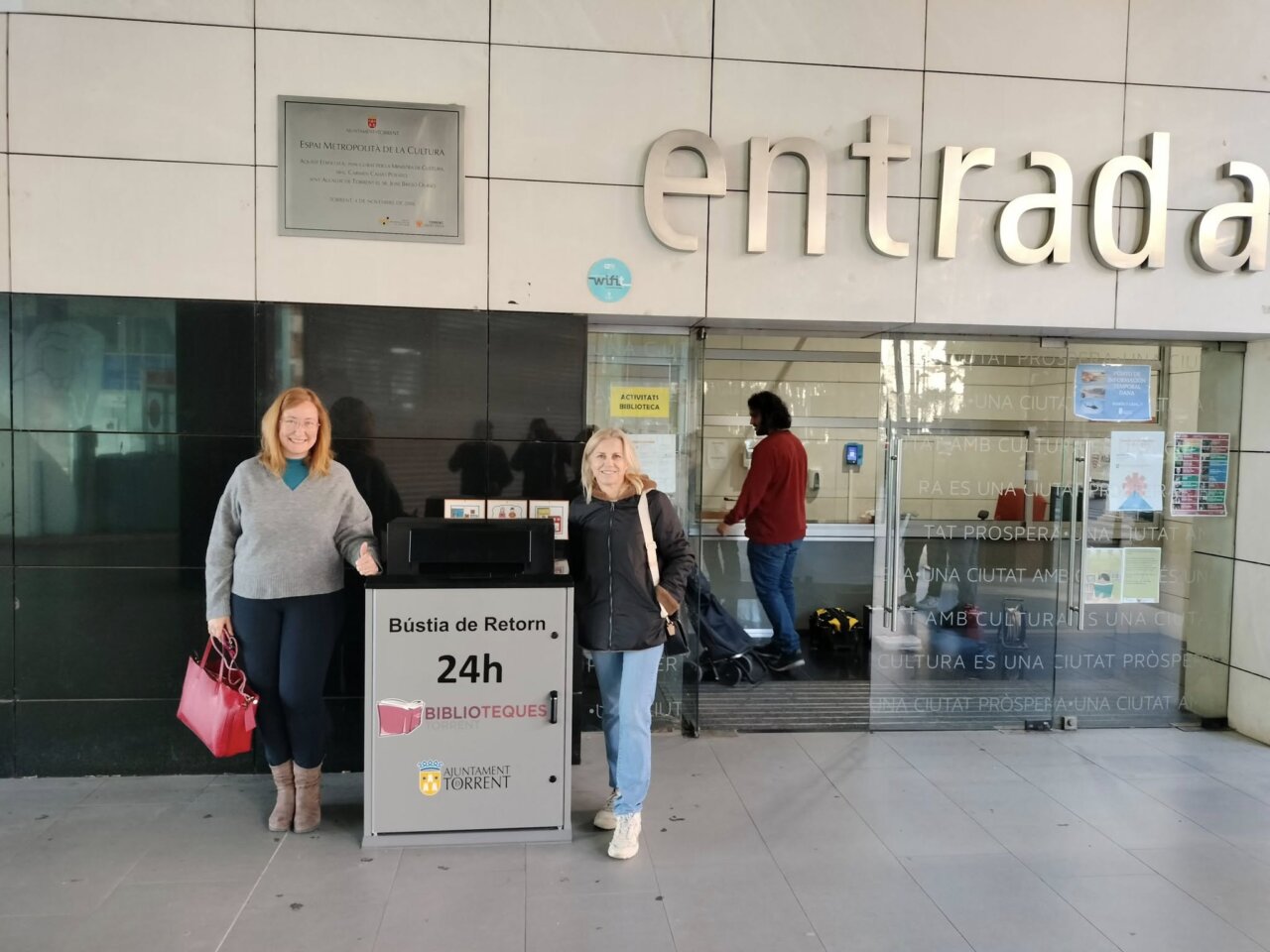 buzones devolución libros Torrent