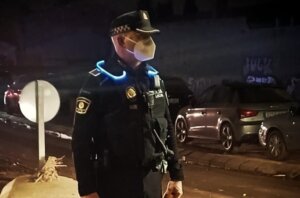 La Policía Local de Paterna estrena chalecos balísticos con led de alta visibilidad para intervenciones nocturnas