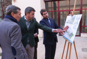 Visita Carlos Mazon Almássera ampliacion centro de salud