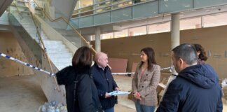 Visita biblioteca Paiporta