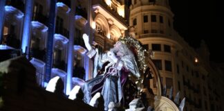 Rey Melchor en la Cavalcada de Reis Mags en Valencia
