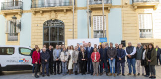 Entrega de vehículos por la Diputación de Valencia a municipios afectados por la dana