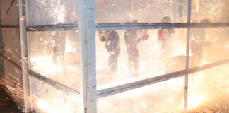 Celebración de la festividad de Sant Antoni en Rafelbunyol con fuegos artificiales