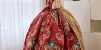 traje FMI Valencia 2025