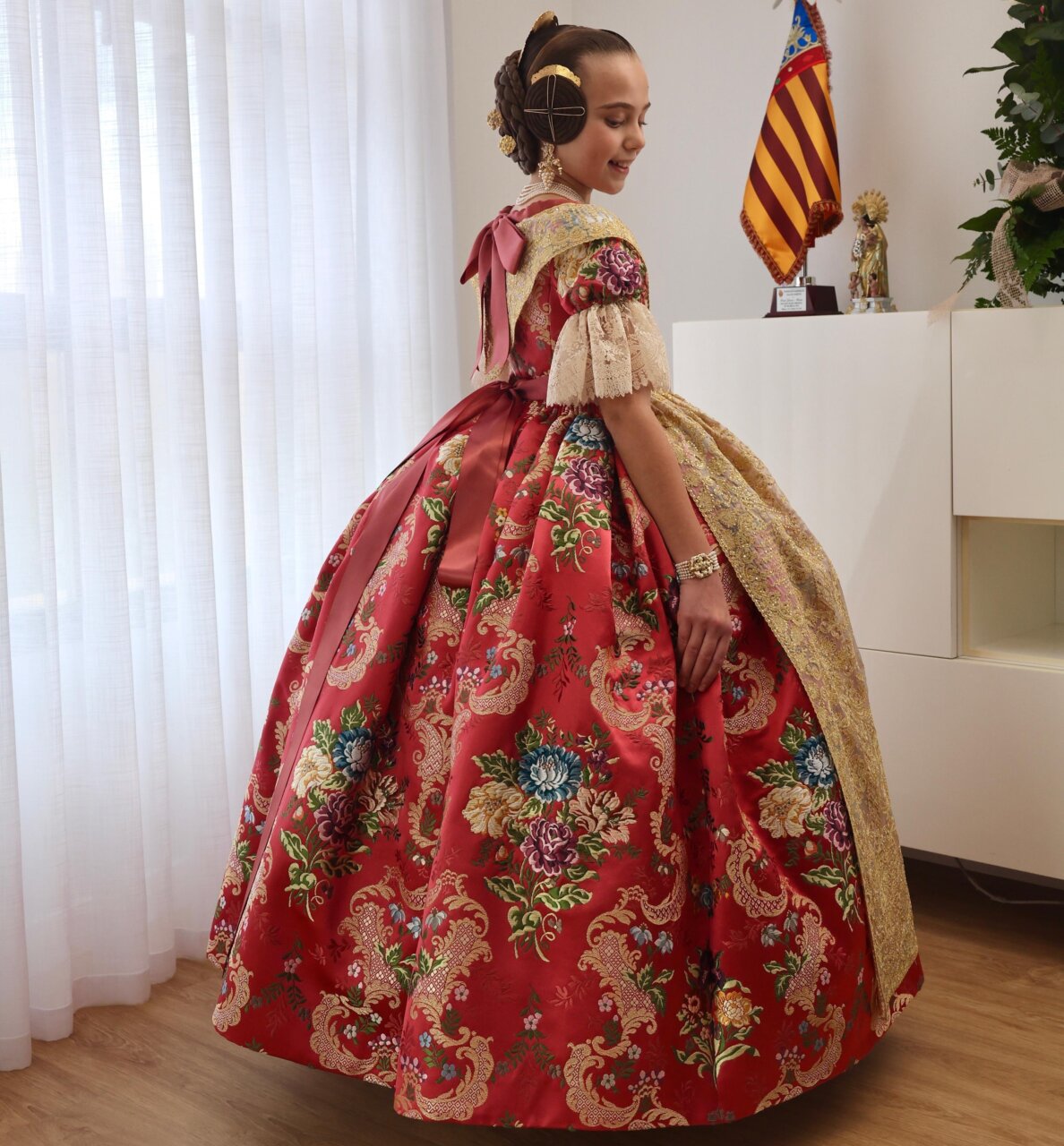 traje Fallera Mayor Infantil de Valencia 2025 para su exaltación