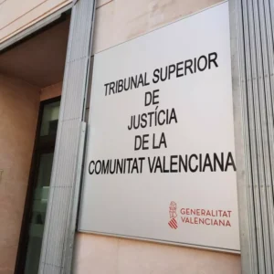 Placa del Tribunal Superior de Justicia de la Comunidad Valenciana en Mislata