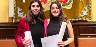 Las investigadoras Marta Delgado y Carlota Benedicto premiadas en Valladolid.