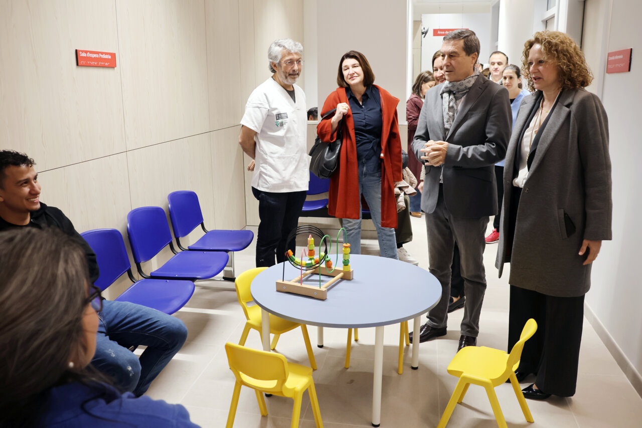 apertura centro salud Torrent III