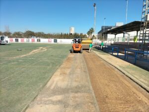 Obras de rehabilitación en el campo de fútbol de Catarroja