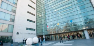 Irrumpen en la Fiscalía de València los delitos de odio por aporofobia y se disparan los casos de antisemitismo Ciutat de la Justicia de Valencia