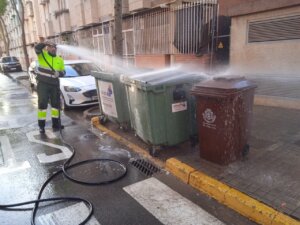 limpieza contenedores manises