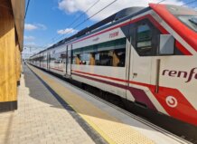 foto familia nueva estacion tren Albal