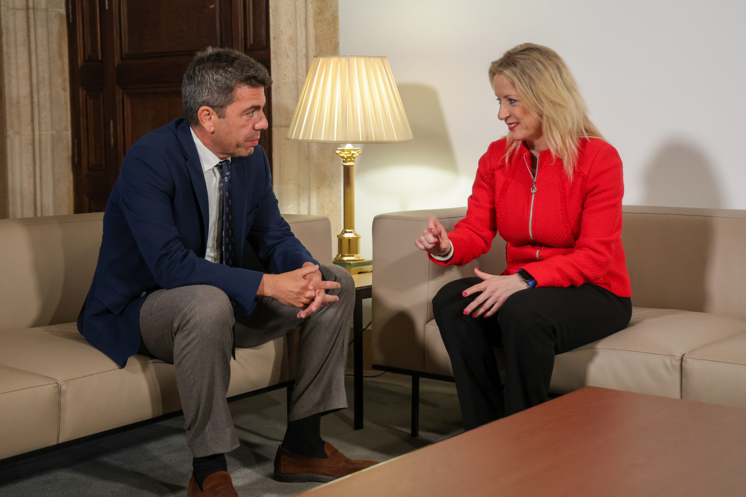 Carlos Mazón y Paqui Bartual en reunión sobre conectividad