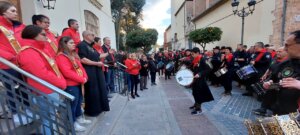 Moncada celebra la XV Jornada del Tambor con más de 500 participantes y un espectáculo pirotécnico