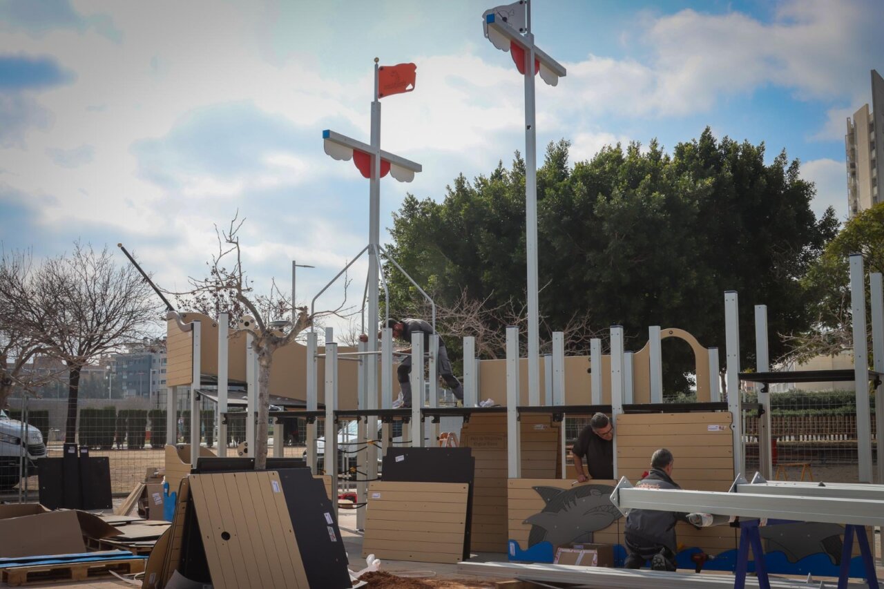 Torrent nuevo parque infantil de Parc Central