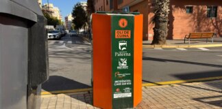 Uno de los puntos de recogida de aceite doméstico en Paterna