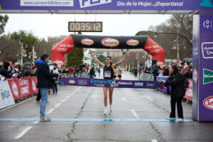 Ganadora 10kFem Alicia Alvárez