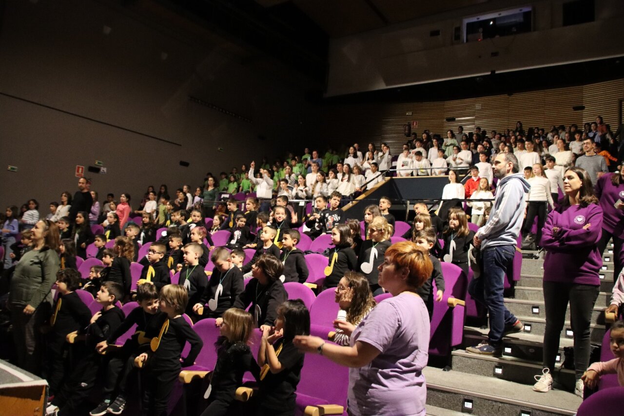 encuentro-de-coros-escolares-alaquas