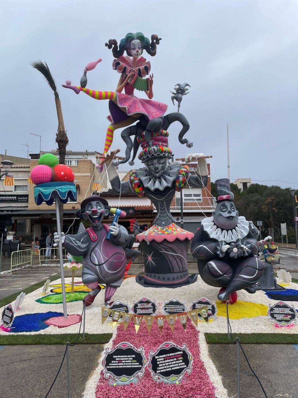 falla-placa-porta-del-sol-la-canyada-primer-premio-de-seccion-especial-en-paterna-con-su-monumento-grande-2025