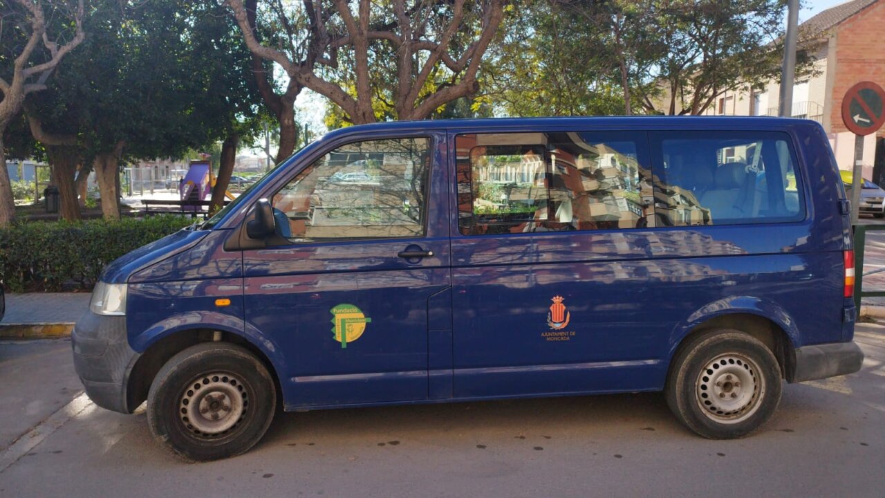 furgoneta FDM Moncada