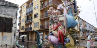 primer-premio-fallas-pucol-antiga-muralla-2025