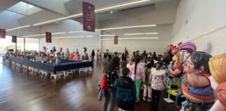 visita-colegios-exposicio-del-ninot-torrent