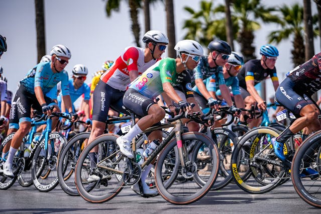 evento deportivo carrera ciclista