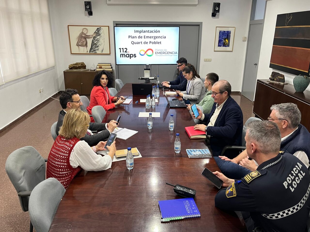 imagen-de-la-corporacion-municipal-y-los-representantes-de-emergencias-implicados-en-la-prevencion-de-riesgos-quart-de-poblet