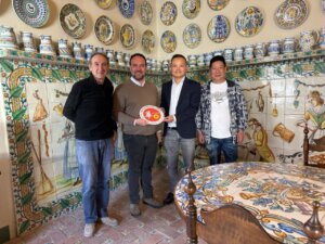 Manises reunion con empresarios chinos para exportar cerámica