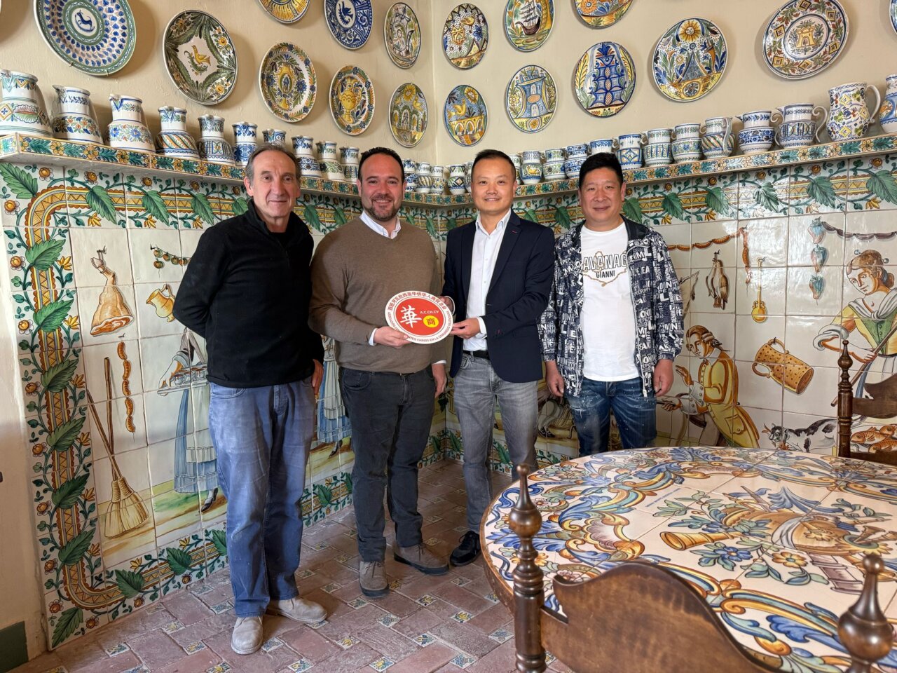 Manises reunion con empresarios chinos para exportar cerámica