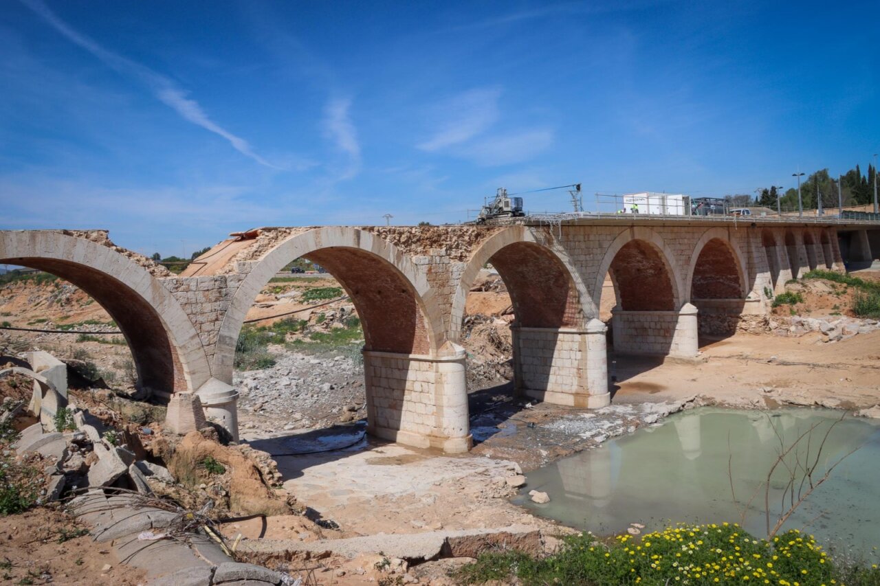puente entre Torrent y Alaquàs afectado por la DANA