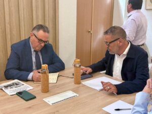 reunion Gan Pampols con Jose Francisco Cabanes en la Manocmunitat de l'Horta Sud