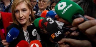 Salomé Pradas en el juzgado de Valencia por la DANA