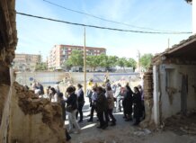 El Via Crucis de la Semana Santa de Picanya realiza paradas ante viviendas dañadas por la dana El Via Crucis de Picanya realiza paradas ante viviendas dañadas por la dana