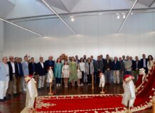 Torrent se prepara para celebrar la Resurrección de Cristo en su tradicional Encuentro Glorioso Traje Reina del Encuentro Semana Santa de Torrent