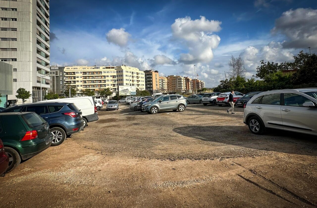 aparcamiento provisional en Parc Central de Torrent